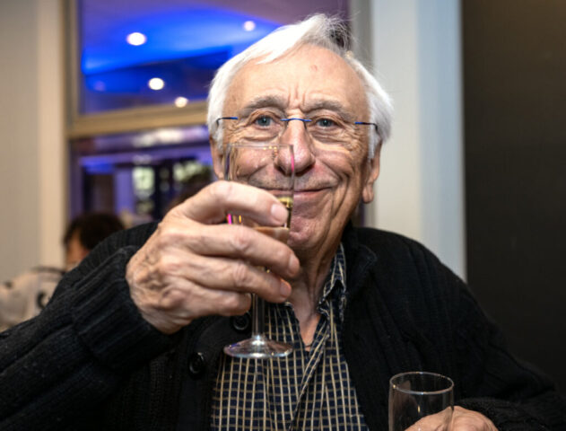 Fin Dsc 2369 Malir Jan Kameraman