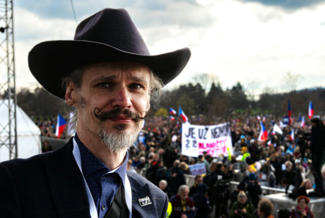 Upr Dsc 5930 White Charles